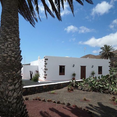 Finca De Los Abuelos Guatiza Exterior photo